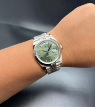 Load image into Gallery viewer, Montre Rolex DayDate
