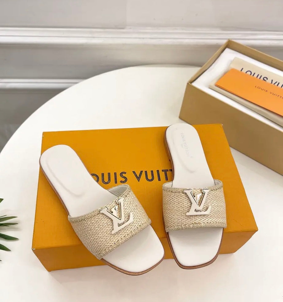 Mules Louis Vuitton