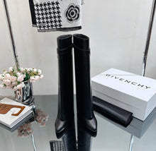 Charger l&#39;image dans la galerie, Bottes Givenchy
