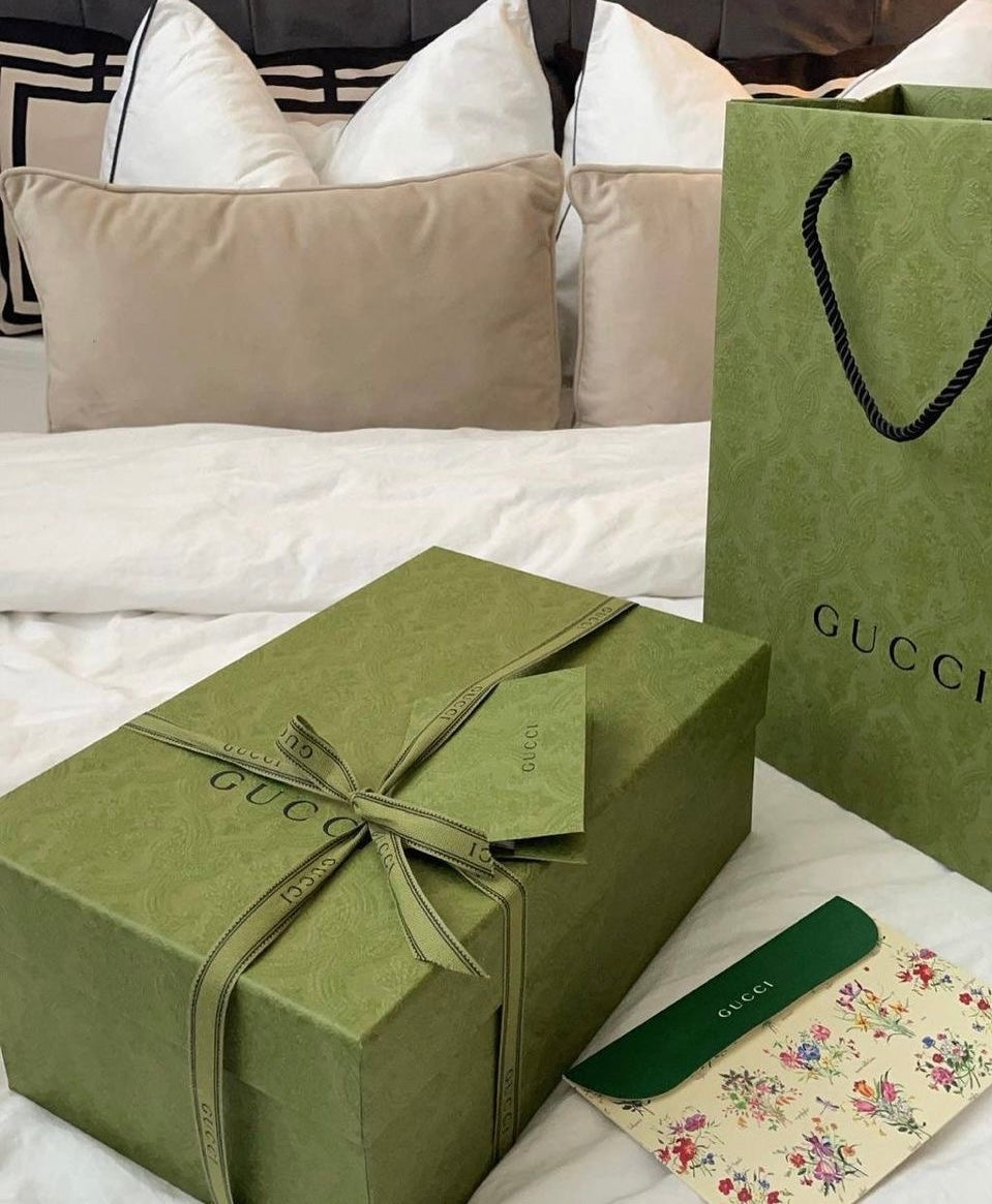 Boîte + dustbag Gucci