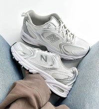 Load image into Gallery viewer, New Balance 530
