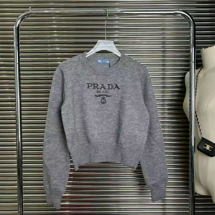 Pull Prada