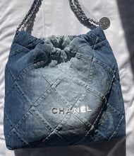 Load image into Gallery viewer, Chanel 22 bag
