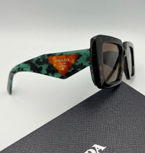 Load image into Gallery viewer, Prada sunglasses
