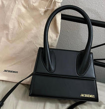 Load image into Gallery viewer, Jacquemus Chiquito Medium Bag
