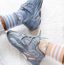 Charger l&#39;image dans la galerie, Yeezy Boost 700
