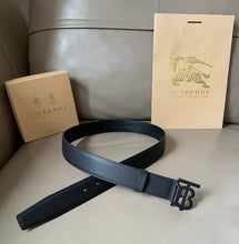 Load image into Gallery viewer, Burberry belt
