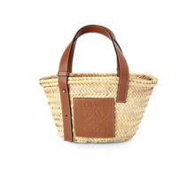 Load image into Gallery viewer, Loewe Beach Bag
