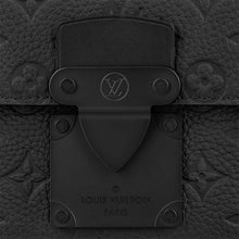 Charger l&#39;image dans la galerie, Sac ceinture Louis Vuitton
