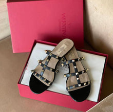 Load image into Gallery viewer, Valentino sandals
