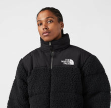 Load image into Gallery viewer, The North Face Jacket
