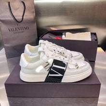 Load image into Gallery viewer, Valentino sneakers
