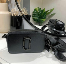 Load image into Gallery viewer, Marc Jacobs bag
