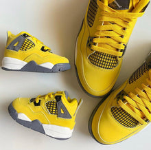 Load image into Gallery viewer, Air Jordan 4 Kids
