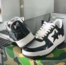 Load image into Gallery viewer, Bape Sta Sneakers
