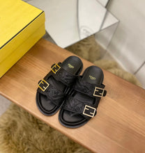 Load image into Gallery viewer, Fendi sandals
