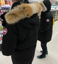 Load image into Gallery viewer, Canada Goose Down Jacket
