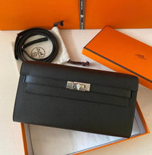Load image into Gallery viewer, Hermès Kelly clutch
