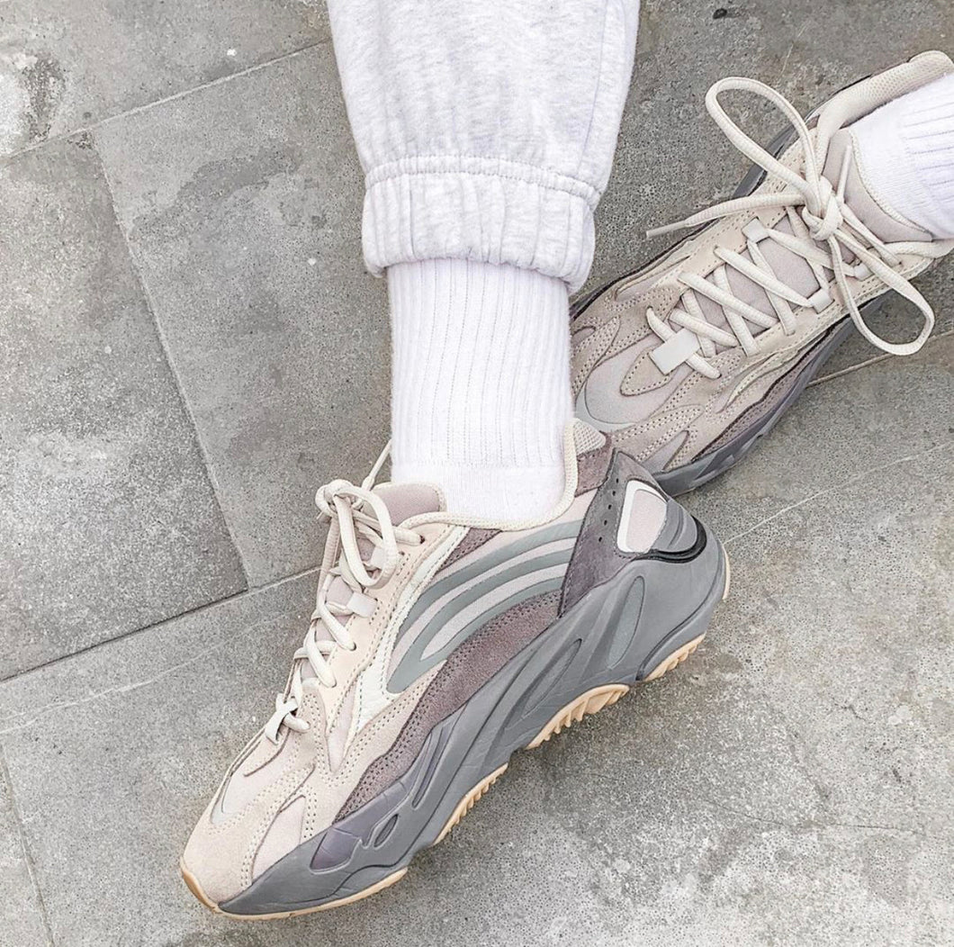 Yeezy Boost 700 V2